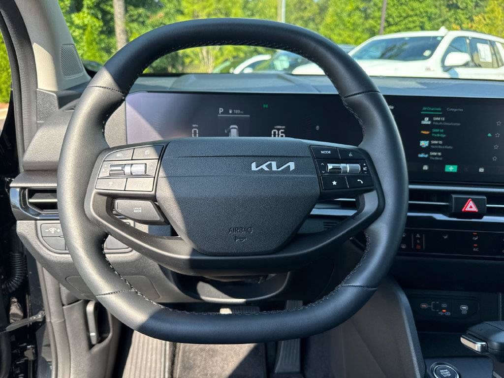 Used 2026 Kia Sportage LX w/ LX Convenience Package FWD image 23