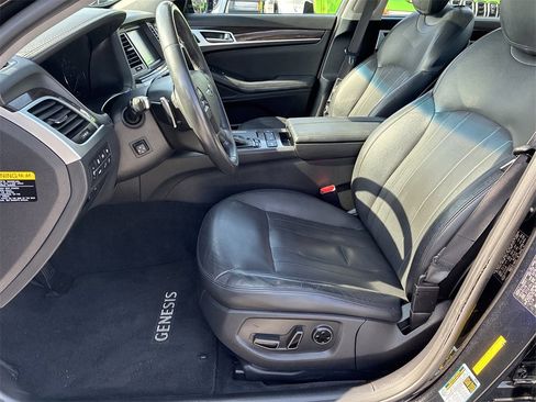 Used 2017 Genesis G80 3.8 w/ Option Group 02 image 12