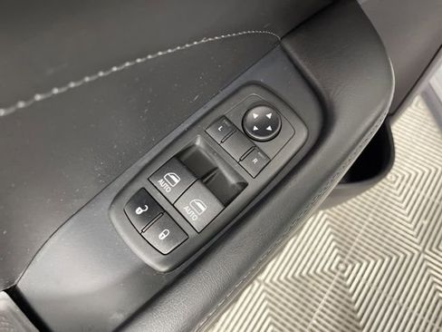 Used 2021 Dodge Challenger R/T w/ Plus Package image 32