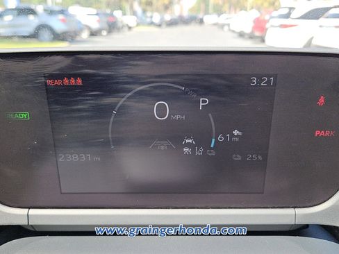 Used 2023 Toyota bZ4X XLE FWD image 21