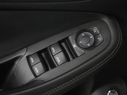 Used 2021 Buick Encore GX Select AWD/4WD image 22