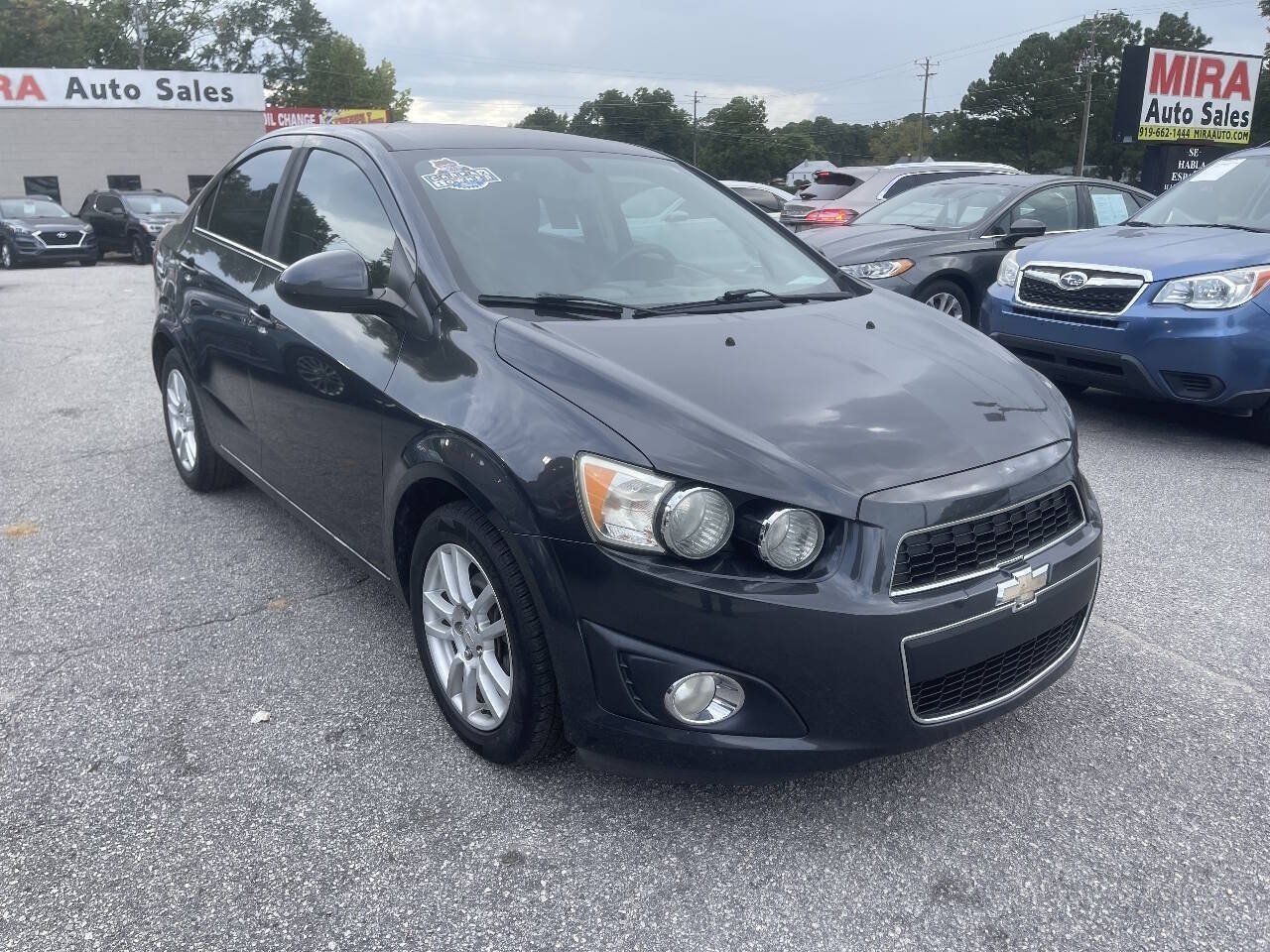 Used 2015 Chevrolet Sonic LT w/ Wheels and Fog Lamp Package FWD image 2