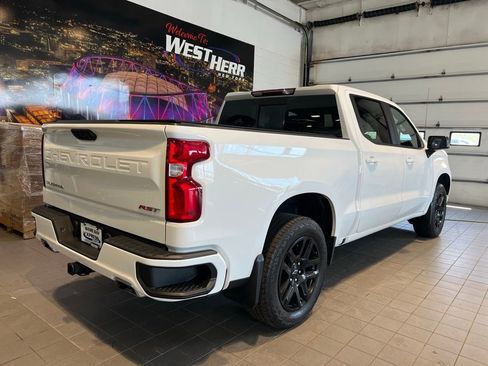Used 2024 Chevrolet Silverado 1500 RST w/ Convenience Package II AWD/4WD image 10