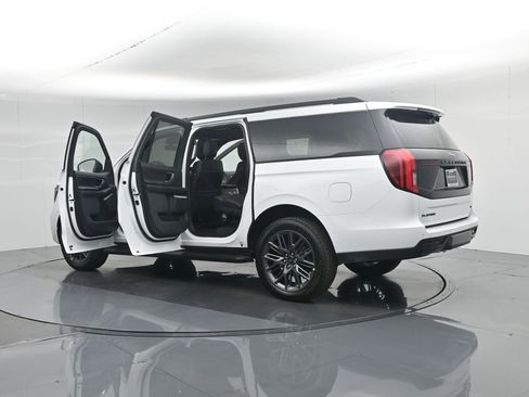 New 2026 Ford Expedition Max Platinum image 38