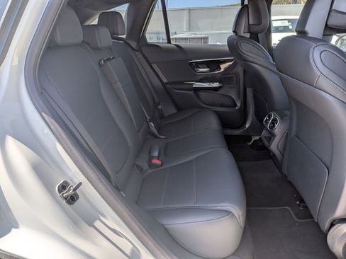 Used 2026 Mercedes-Benz GLC 300 4MATIC image 19