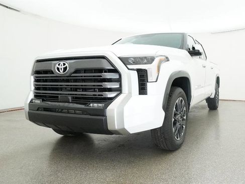 New 2026 Toyota Tundra Limited AWD/4WD image 19