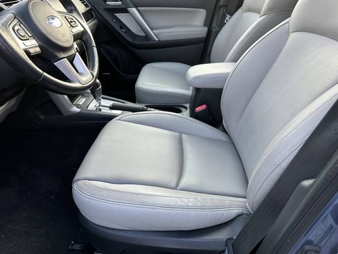 Used 2018 Subaru Forester 2.5i Limited AWD/4WD image 10