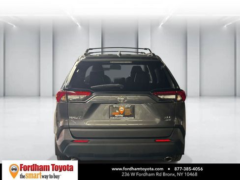 Used 2023 Toyota RAV4 XLE Premium AWD/4WD image 6