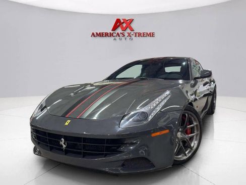 Used 2014 Ferrari FF image 2