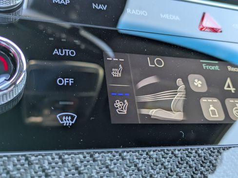 New 2026 Genesis GV80 3.5T e-SC image 29