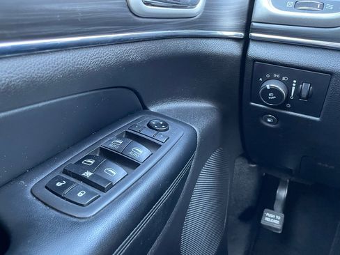 Used 2021 Jeep Grand Cherokee Limited w/ Luxury Group II AWD/4WD image 18