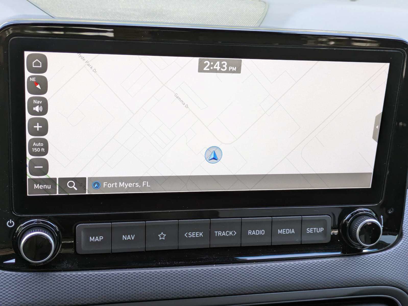 Used 2023 Hyundai Kona Limited FWD image 24