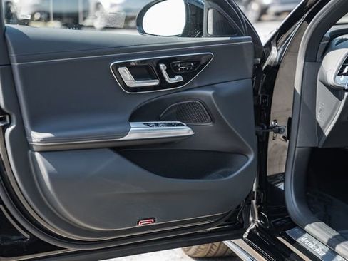 New 2026 Mercedes-Benz E 350 4MATIC Sedan image 39