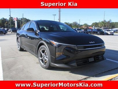 New 2025 Kia K4 LXS