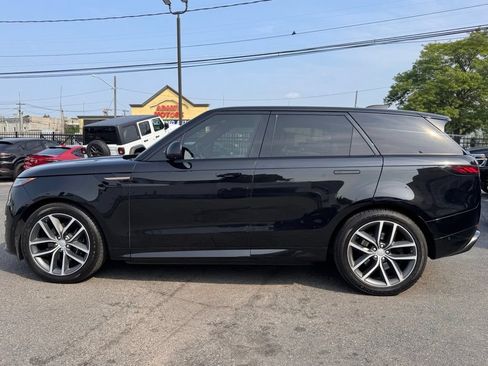 Used 2023 Land Rover Range Rover Sport SE Dynamic AWD/4WD image 5