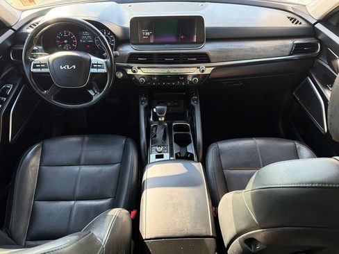 Used 2022 Kia Telluride EX w/ EX Premium Package AWD/4WD image 19