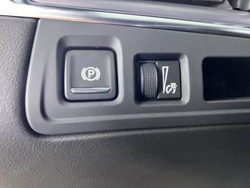Used 2026 Cadillac XT5 Luxury AWD/4WD image 18