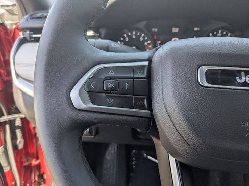 Used 2025 Jeep Compass Limited AWD/4WD image 21