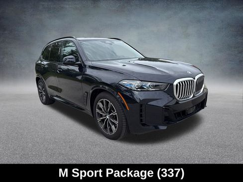 Used 2025 BMW X5 xDrive50e w/ M Sport Package AWD/4WD image 9