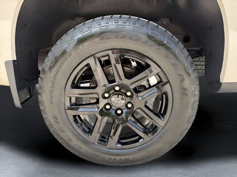 New 2026 Chevrolet Silverado 1500 RST w/ Safety Package AWD/4WD image 36