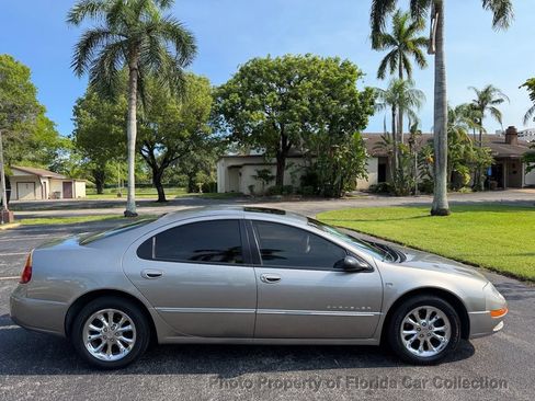 Used 1999 Chrysler 300M FWD image 6