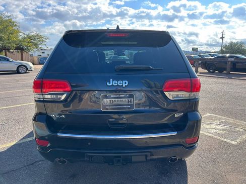 Used 2015 Jeep Grand Cherokee Overland image 4