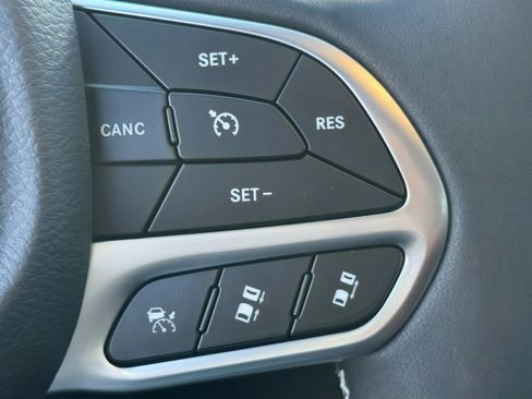 New 2026 Chrysler Voyager LX image 21