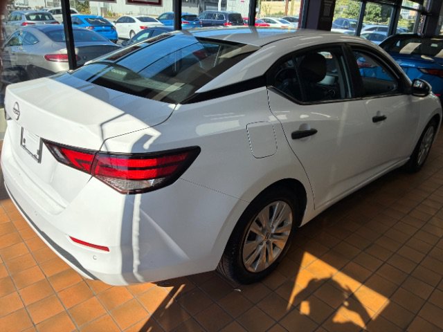 Used 2024 Nissan Sentra S FWD image 8