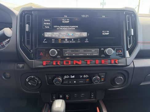 Used 2026 Nissan Frontier PRO-4X AWD/4WD image 14