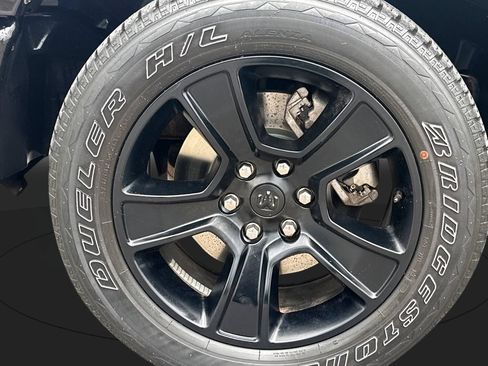 Used 2022 RAM 1500 Big Horn AWD/4WD image 9