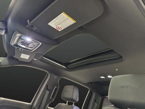 Used 2022 GMC Sierra 2500 AT4 w/ AT4 Premium Plus Package image 7