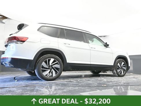 Used 2025 Volkswagen Atlas SE image 48