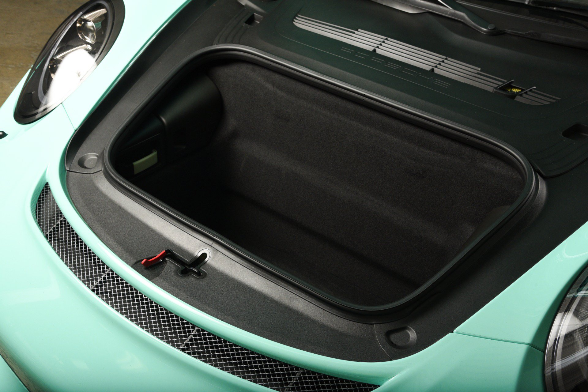 Used 2018 Porsche 911 GT3 RWD image 9