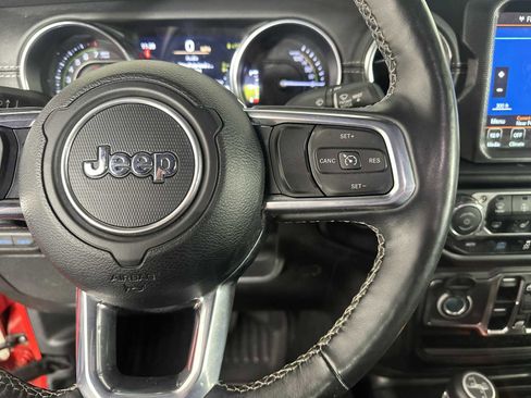 Used 2021 Jeep Wrangler Unlimited Sahara w/ Cold Weather Group image 23