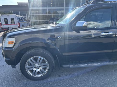 Used 2008 Ford Explorer Sport Trac Limited AWD/4WD image 9