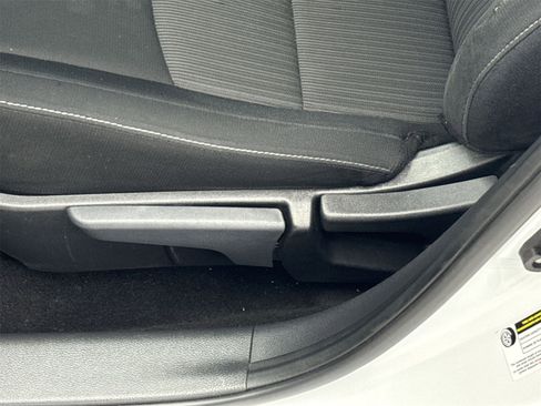 Used 2023 Nissan Sentra SV image 14