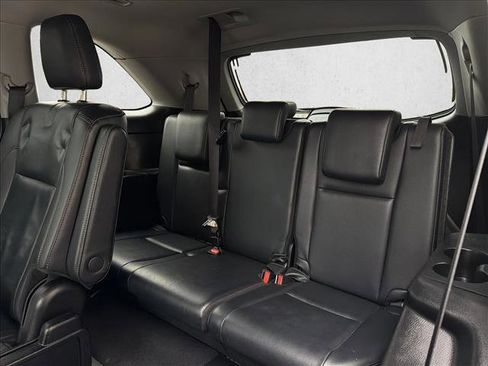 Used 2019 Toyota Highlander XLE image 26