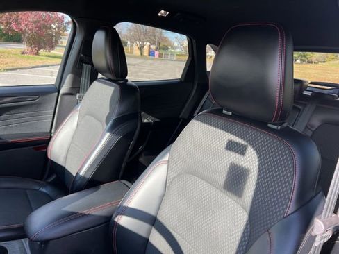 Used 2023 Ford Escape ST-Line image 17