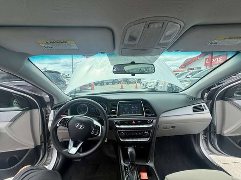 Used 2019 Hyundai Sonata SE FWD image 19
