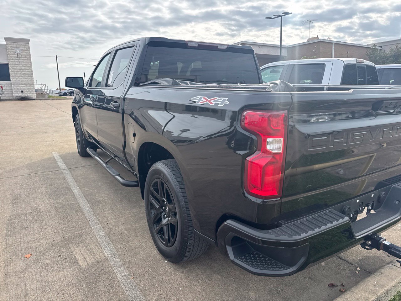 Used 2023 Chevrolet Silverado 1500 RST AWD/4WD image 7