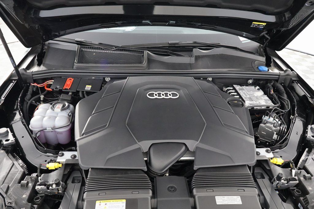 New 2026 Audi Q7 3.0T Premium Plus AWD/4WD image 9