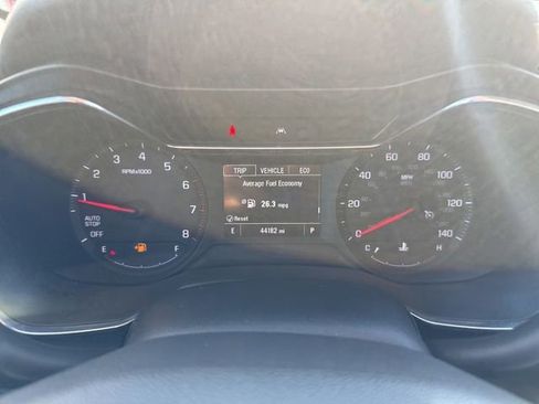 Used 2023 Chevrolet TrailBlazer LT FWD image 27