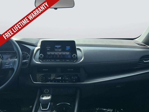 Used 2023 Nissan Rogue SV AWD/4WD image 17