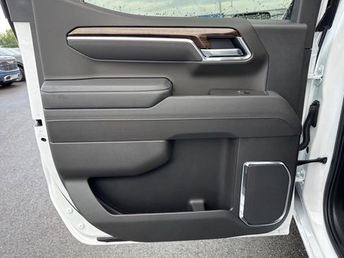 New 2026 GMC Sierra 1500 Elevation image 28