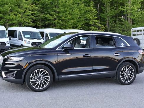 Used 2020 Lincoln Nautilus Reserve AWD/4WD image 4