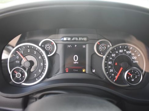 New 2026 RAM 1500 Big Horn AWD/4WD image 22