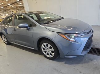 Used 2022 Toyota Corolla LE video 2