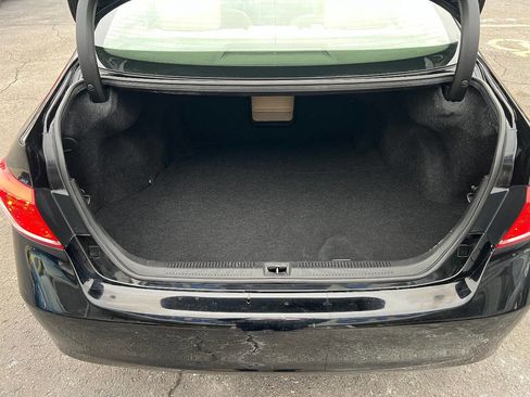 Used 2011 Lexus ES 350 image 15