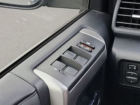 Used 2024 Toyota 4Runner SR5 Premium image 21