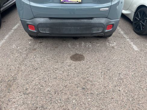 Used 2017 Jeep Renegade Latitude image 7